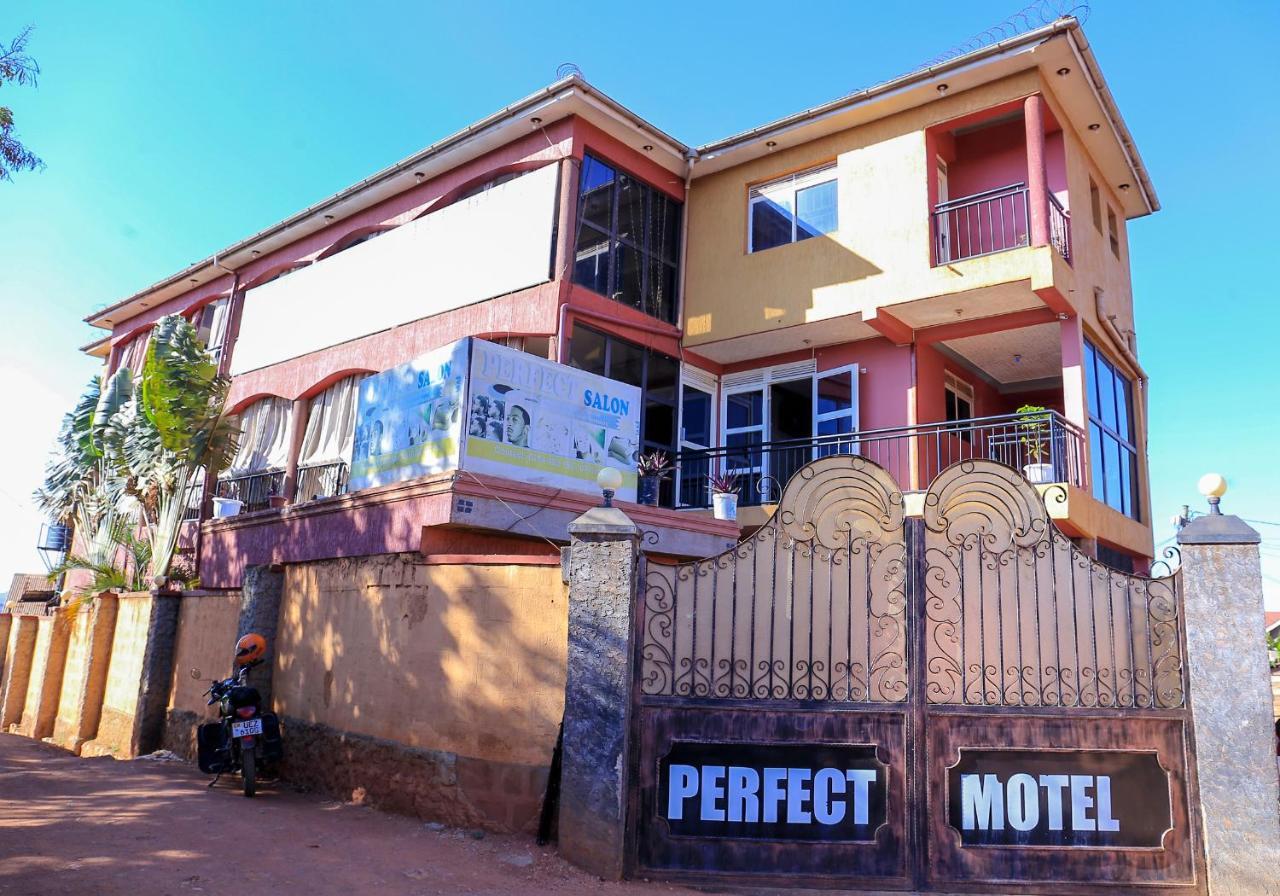 Perfect Motel Kampala Buitenkant foto